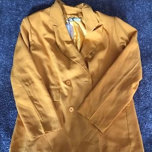 ✨BRAND NEW✨ Trench coat